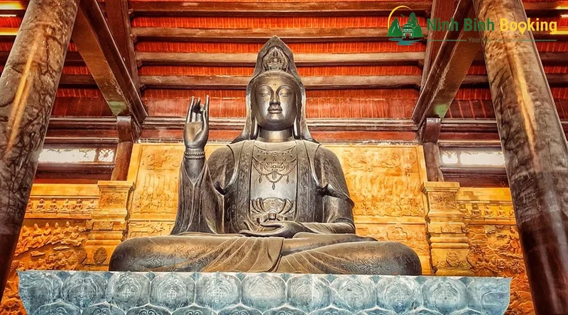Điện Quan Âm Chùa Tam Chúc