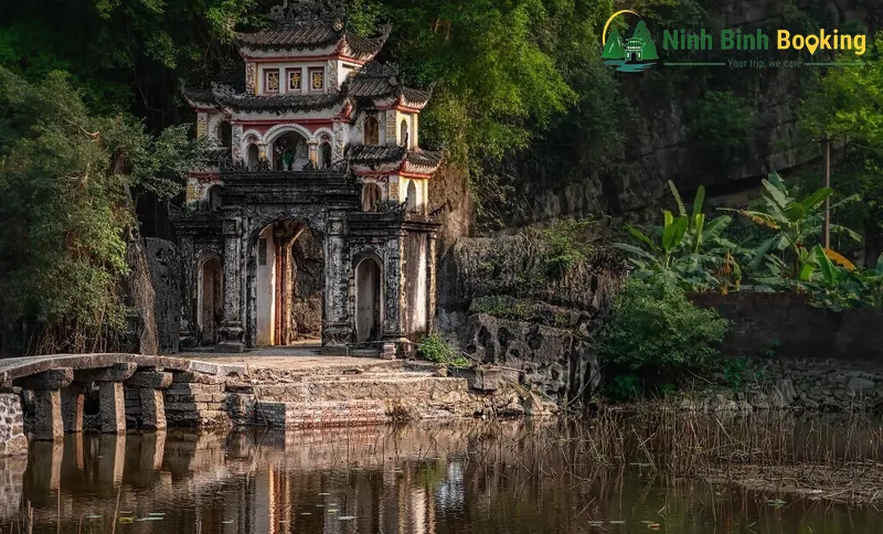 Chùa Bích Động