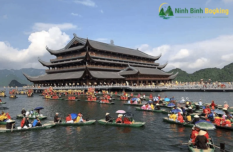 Nhà khách Thủy Đình