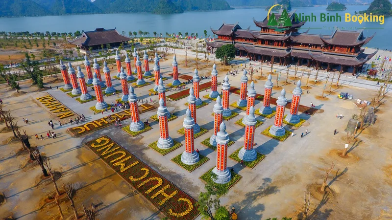 Vườn Cột Kinh Chùa Tam Chúc